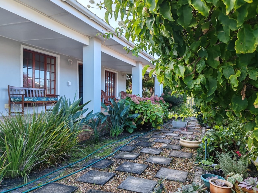 4 Bedroom Property for Sale in Klein Berlyn Western Cape